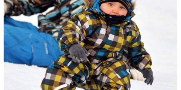 Keve Bertha 3 year old snowboarder